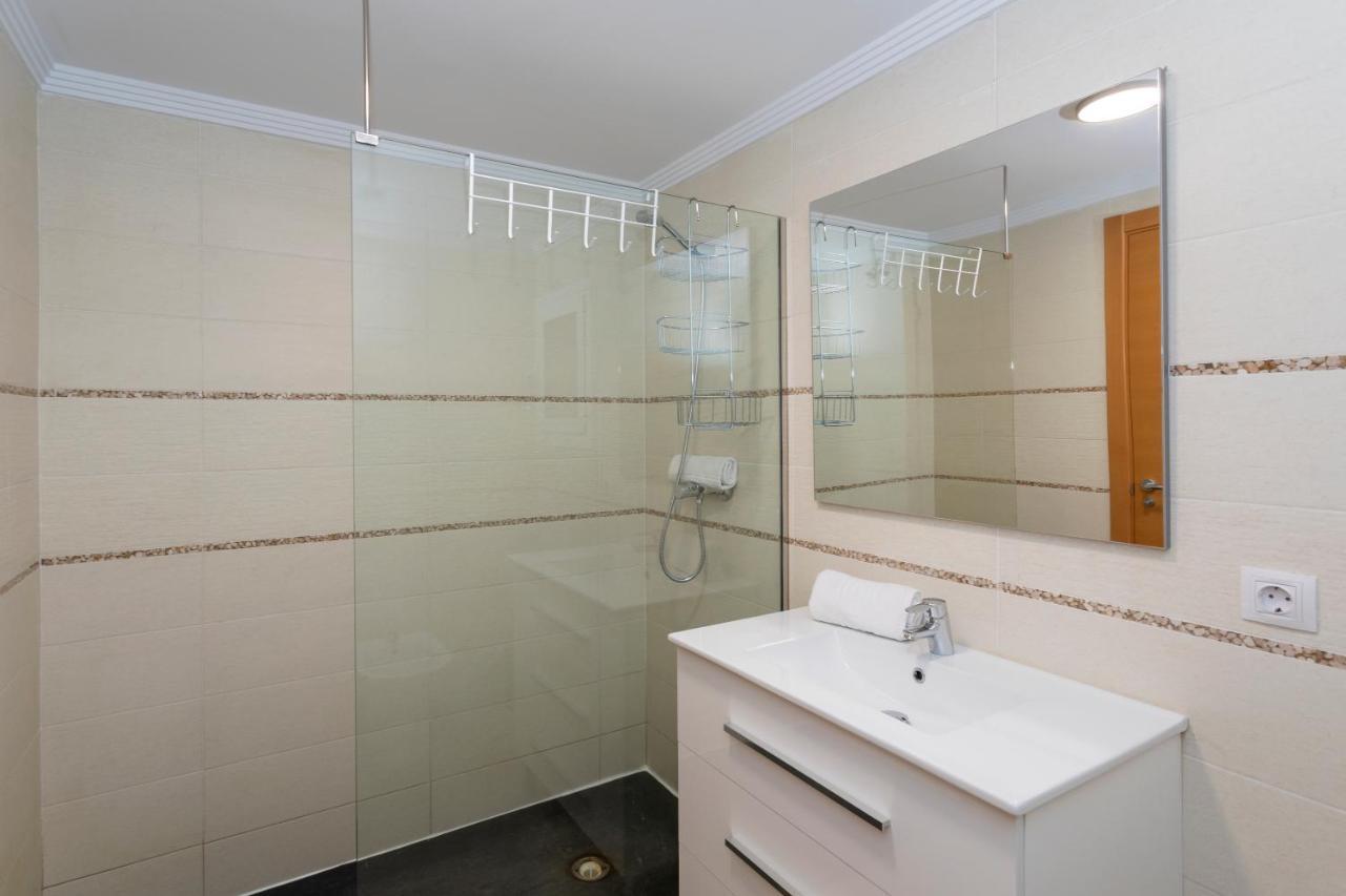 Brisas B2, 2 Dormitorios, Playa A 50M, By Bookindenia Ngoại thất bức ảnh